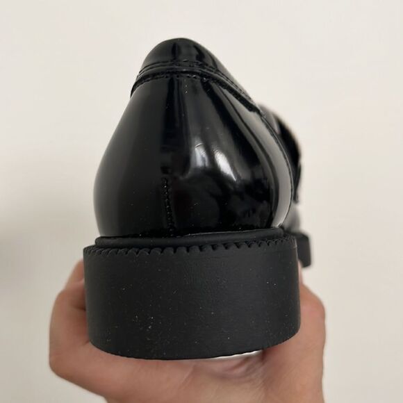 Marc Fisher Calixy Loafer in Black and White Size 5.5 New in Box - Picture 7 of 9